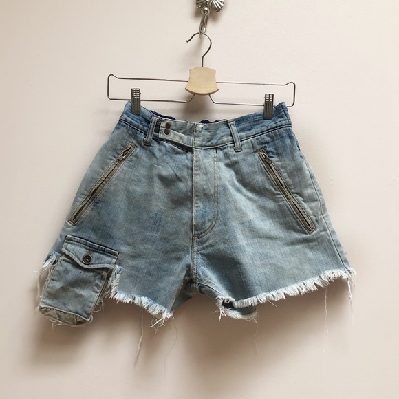 ENERGIE CUT-OFF SHORTS - Picture 2 of 10